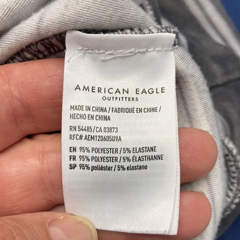 American Eagle Gray and White Striped Velour Hoodie SZ M Kangaroo Pocket - Picture 11 of 13